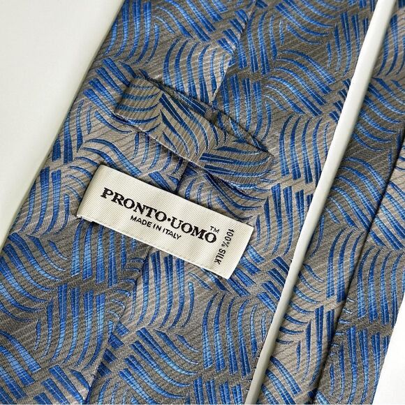 Pronto-Uomo Vintage tie 100% Silk,Silver with Blue wave pattern - Picture 2 of 3